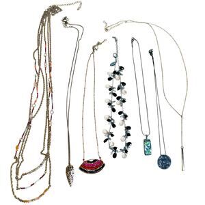 Mixed Modern Necklace Lot Gold Tones Silver Tones